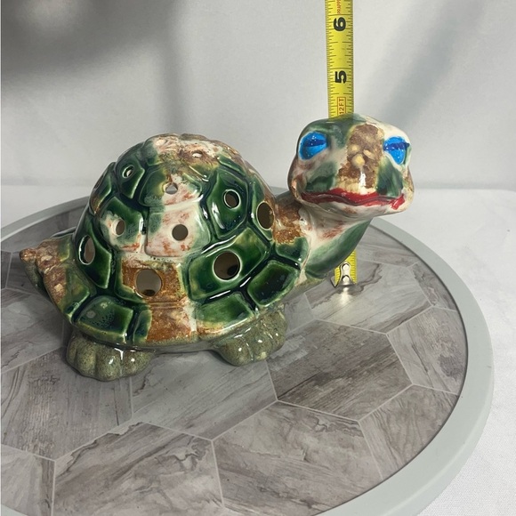 Vintage Handmade Ceramic Turtle Luminary Planter Signed “Marnel” 7-24 - Picture 8 of 9